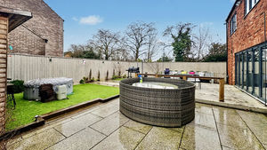 Photo 21- click for photo gallery